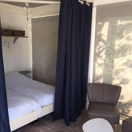 Готель Safaritent Glamping Tent Nabij Sint Maartenszee Sint Maartensvlotbrug Екстер'єр фото